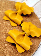 Load image into Gallery viewer, Mustard Butter Layered Leatherette Piggies Bow
