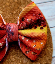 Load image into Gallery viewer, Fall Brushstrokes Piggies Fabric Bows
