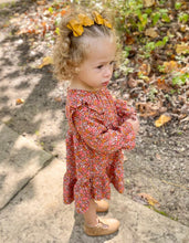 Load image into Gallery viewer, Sweet Daisies Layered Leatherette Piggies Bow
