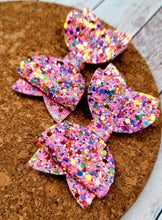 Load image into Gallery viewer, Sugar Rush Glitter Layered Leatherette Piggies Bow
