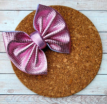 Load image into Gallery viewer, Metallic Pink Bullet Fabric Bow
