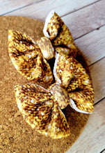 Load image into Gallery viewer, Gold Faux Glitter Fabric Piggie Bows
