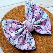 Load image into Gallery viewer, Animal Crackers Fabric Bow

