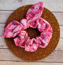 Load image into Gallery viewer, Flamingos Bow Scrunchie
