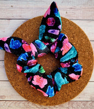 Load image into Gallery viewer, Crystals Bow Scrunchie
