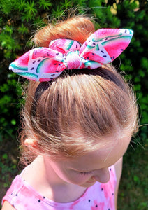 Easter Plaid Daisies Bow Scrunchie