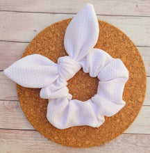 Load image into Gallery viewer, White Bow Scrunchie
