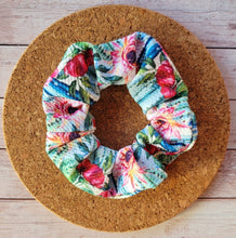 Load image into Gallery viewer, Cactus Field Scrunchie
