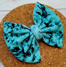 Load image into Gallery viewer, Turquoise Stone Fabric Bow
