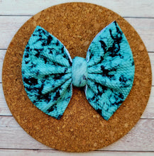 Load image into Gallery viewer, Turquoise Stone Fabric Bow
