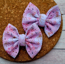 Load image into Gallery viewer, Pink Pumpkins Piggies Fabric Bows
