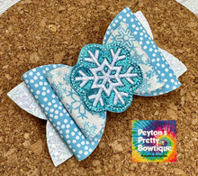 Load image into Gallery viewer, Blue Snowflakes Feltie Chunky Glitter Layered Leatherette Bow
