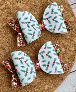 Mistletoe Glitter Layered Leatherette Piggies Bow
