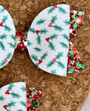 Load image into Gallery viewer, Mistletoe Glitter Layered Leatherette Piggies Bow
