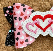 Load image into Gallery viewer, Hearts Feltie Glitter Layered Leatherette Bow
