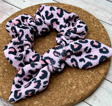 Load image into Gallery viewer, Pink Cheetah Bow Scrunchie
