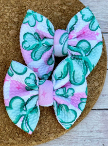 Pink and Green Clovers Checkered Piggies Fabric Bows