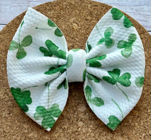 Load image into Gallery viewer, Watercolor Clovers Fabric Bow
