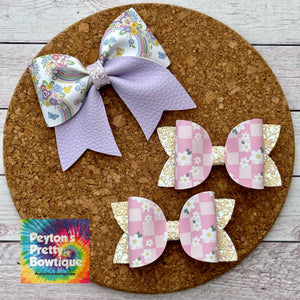 Pink Checkered Daisies Glitter Layered Leatherette Piggies Bow