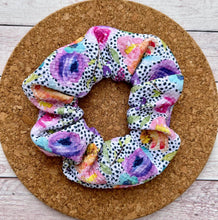 Load image into Gallery viewer, Polka Dot Flowers Scrunchie
