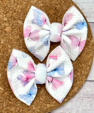 Load image into Gallery viewer, Beautiful Butterflies Piggies Fabric Bows
