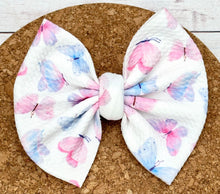 Load image into Gallery viewer, Beautiful Butterflies Fabric Bow
