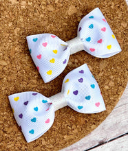 Load image into Gallery viewer, Glittered Hearts Ribbon Piggies Set
