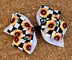 Checkered Sunflowers Pattern Bow