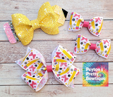 Load image into Gallery viewer, Glittery Pencils Ribbon Piggies Set
